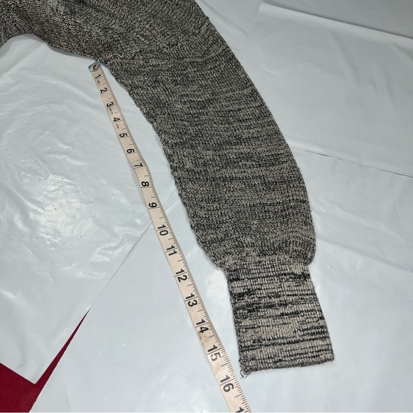 Free People ALANA sweater gray Black OFF Shoulder wide Neck marled XS Oversized - Picture 8 of 16